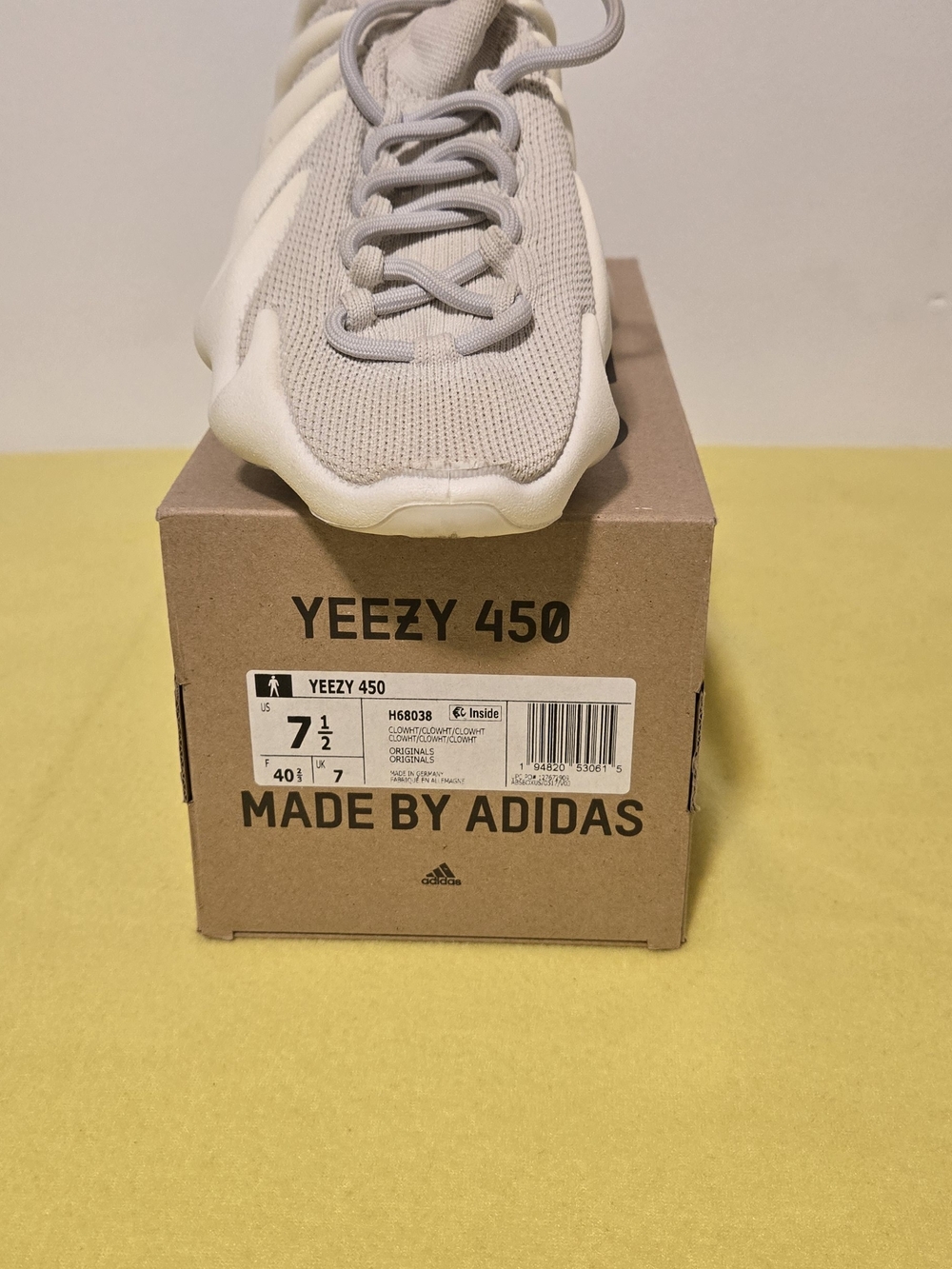 Adidas Yeezy 450 in Light Beige/Cream